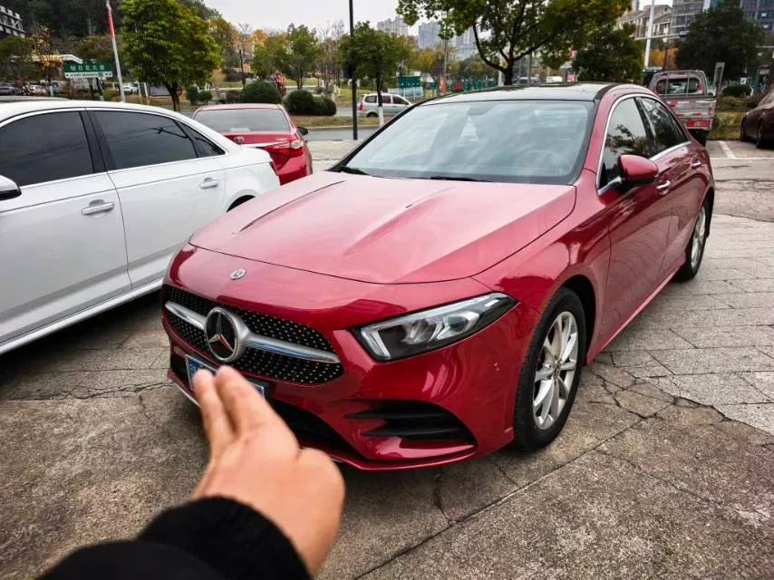 2021 Mercedes-Benz A Class 1.3T 163HP L4 7DCT,autocango,china used car exporter,china ev exporter,chinese used car exporter,chinese used ev exporter