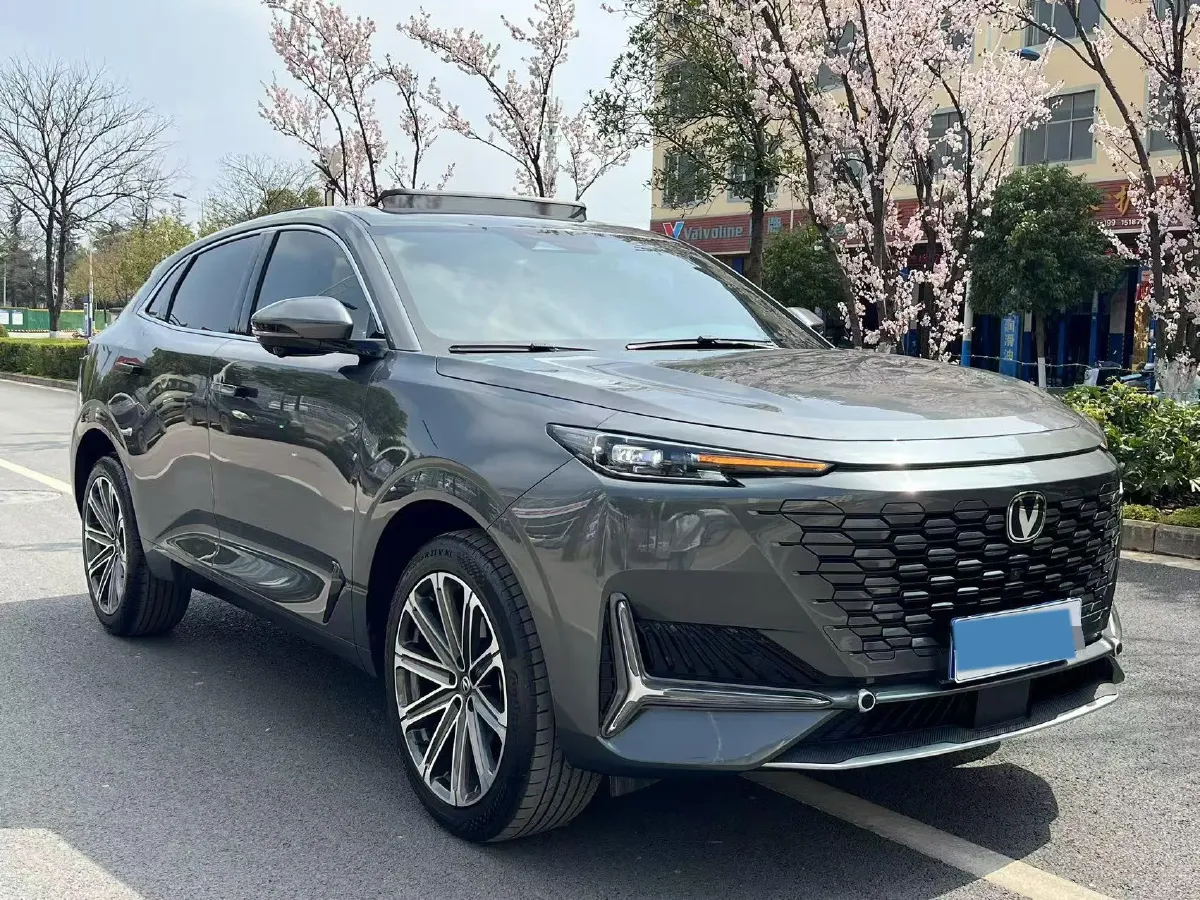 2024 ChangAn UNI-K 2.0T 233HP L4 8AT,autocango,china used car exporter,china ev exporter,chinese used car exporter,chinese used ev exporter