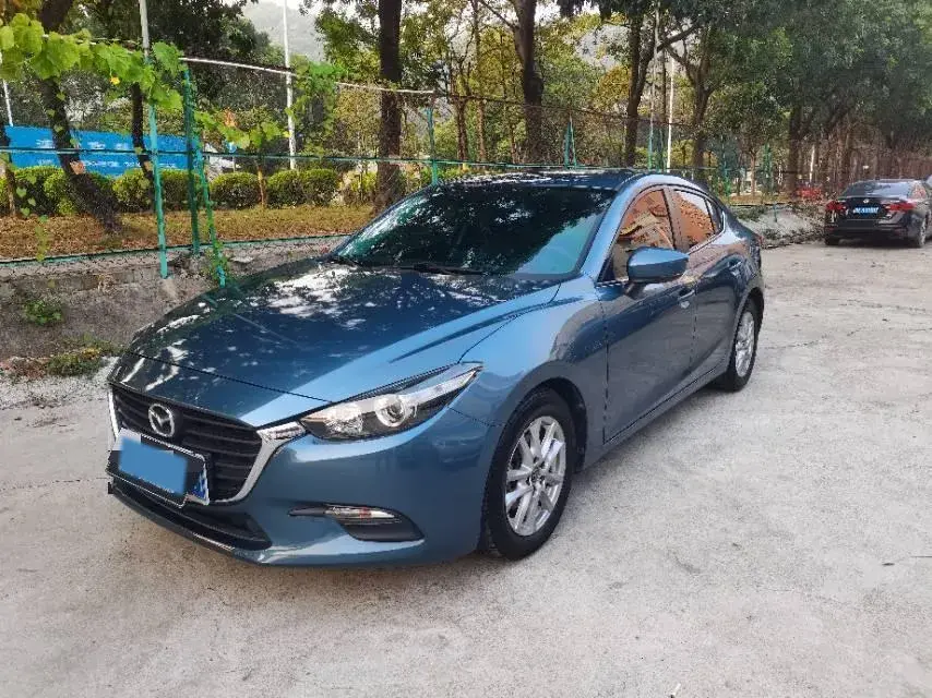 2017 Mazda 3 Axela 1.5L 117HP L4 6AT