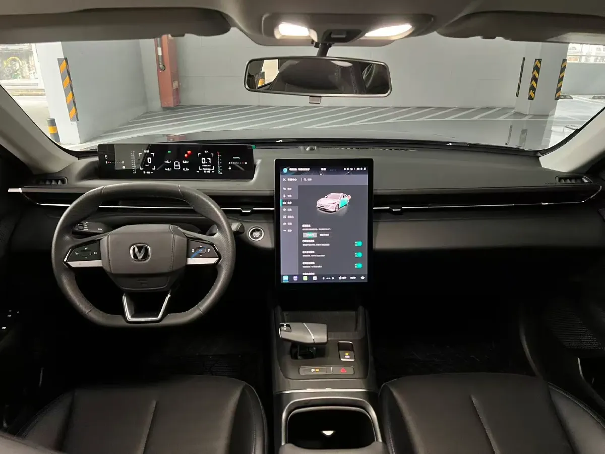 2025 ChangAn Eado 1.5T 192HP L4 7DCT,autocango,china used car exporter,china ev exporter,chinese used car exporter,chinese used ev exporter