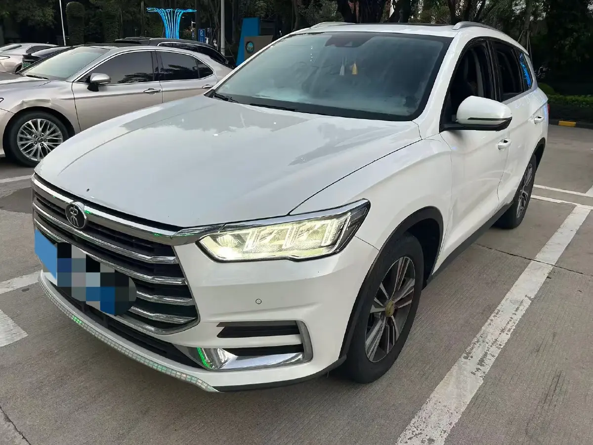 2019 BYD Song Pro 1.5T 160HP L4 6DCT 2019 BYD Song Pro 1.5T 160HP L4 6DCT