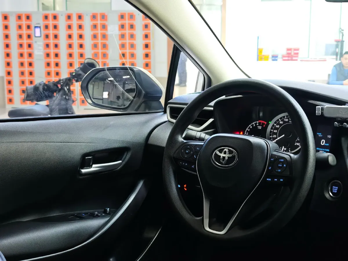 2021 Toyota Corolla 1.2T 116HP L4 CVT,autocango,china used car exporter,china ev exporter,chinese used car exporter,chinese used ev exporter