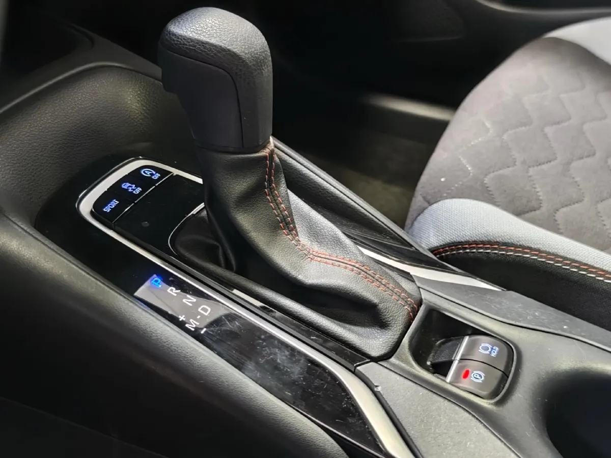 2021 Toyota Corolla 1.2T 116HP L4 CVT,autocango,china used car exporter,china ev exporter,chinese used car exporter,chinese used ev exporter