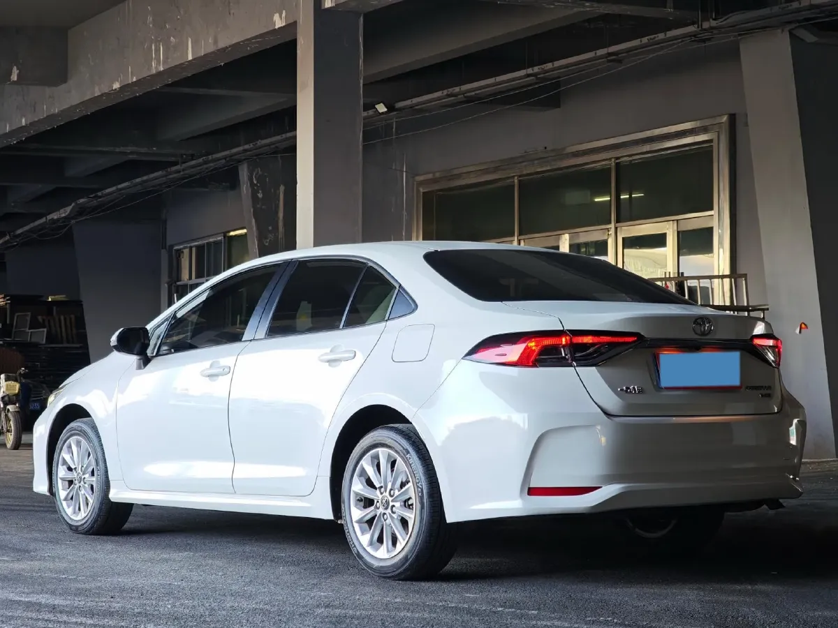 2021 Toyota Corolla 1.2T 116HP L4 CVT,autocango,china used car exporter,china ev exporter,chinese used car exporter,chinese used ev exporter