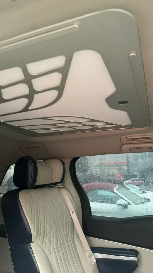 2023 Buick GL8 2.0T 237HP L4 9AT,autocango,china used car exporter,china ev exporter,chinese used car exporter,chinese used ev exporter