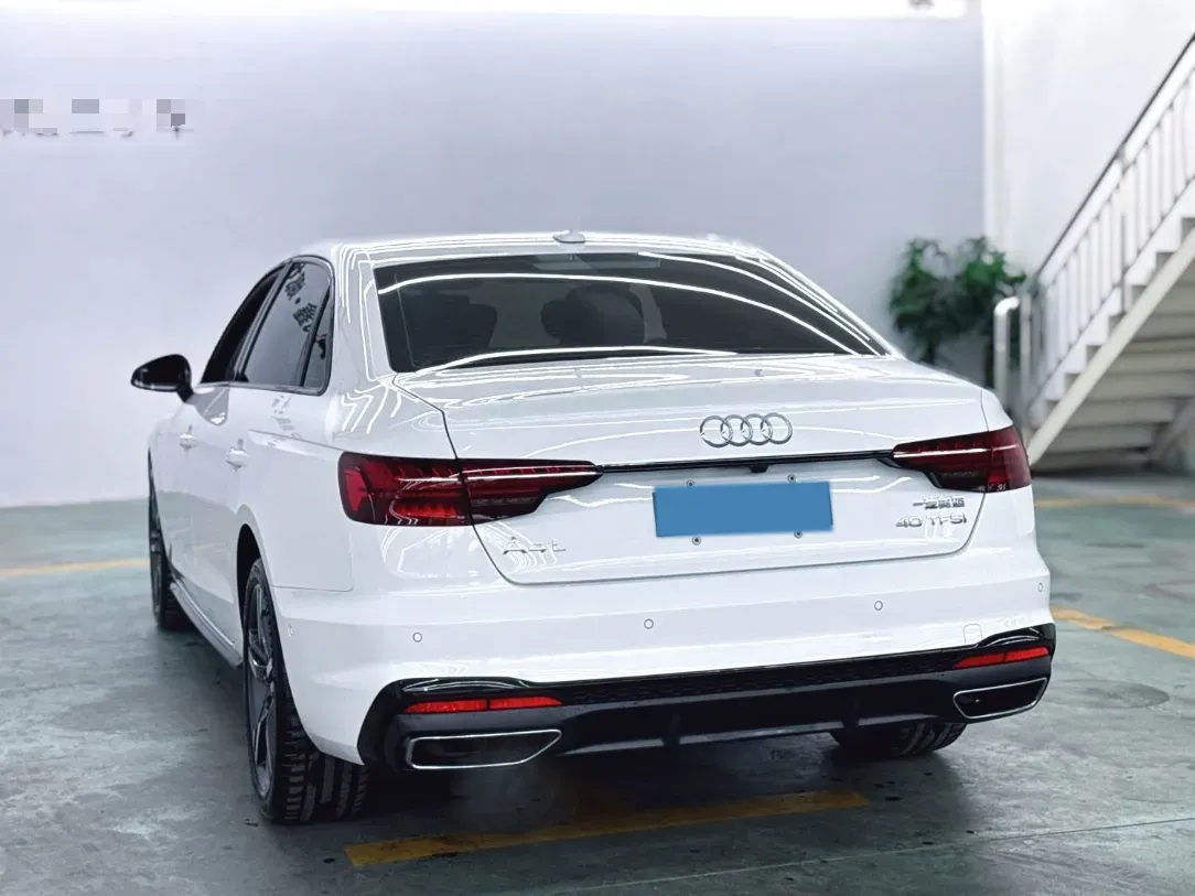 2022 Audi A4L 2.0T 190HP L4 7DCT,autocango,china used car exporter,china ev exporter,chinese used car exporter,chinese used ev exporter