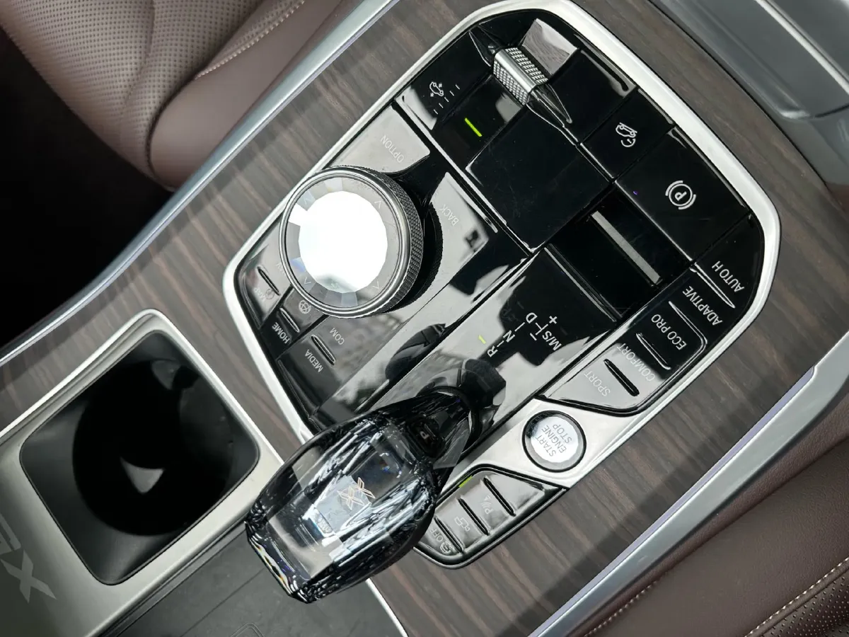 2022 BMW X5 3.0T 333HP L6 8AT,autocango,china used car exporter,china ev exporter,chinese used car exporter,chinese used ev exporter