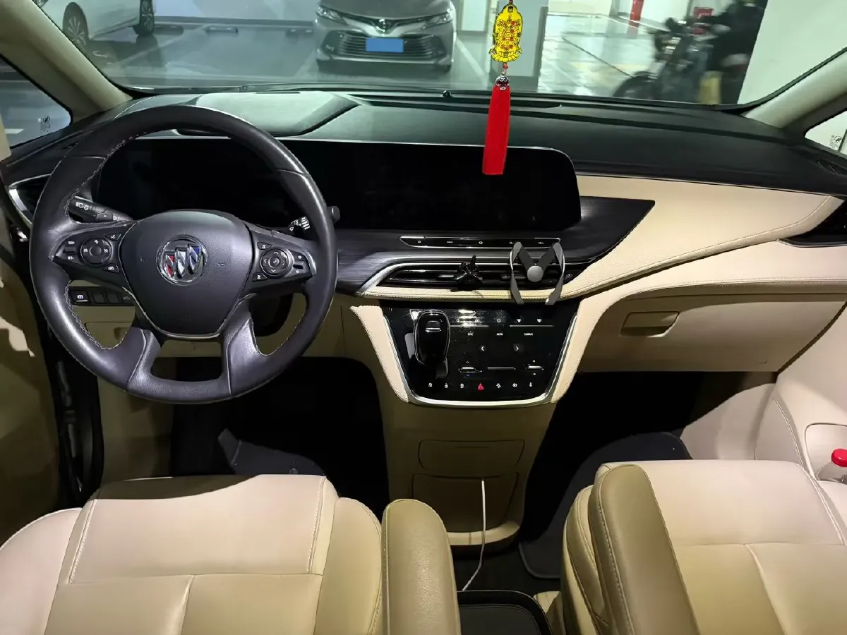 2022 Buick GL8 2.0T 237HP L4 9AT,autocango,china used car exporter,china ev exporter,chinese used car exporter,chinese used ev exporter