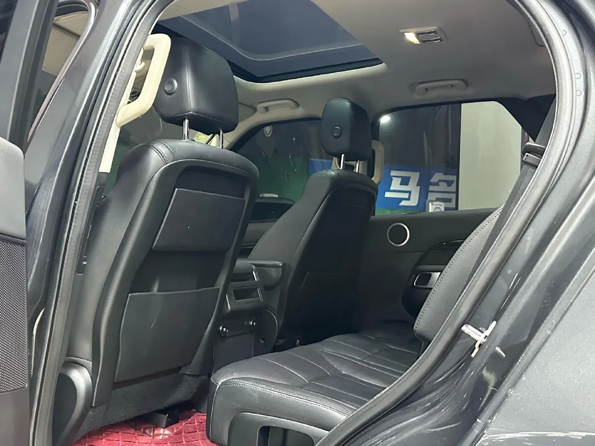 2018 Land Rover Discovery 3.0T 340HP V6 8AT,autocango,china used car exporter,china ev exporter,chinese used car exporter,chinese used ev exporter