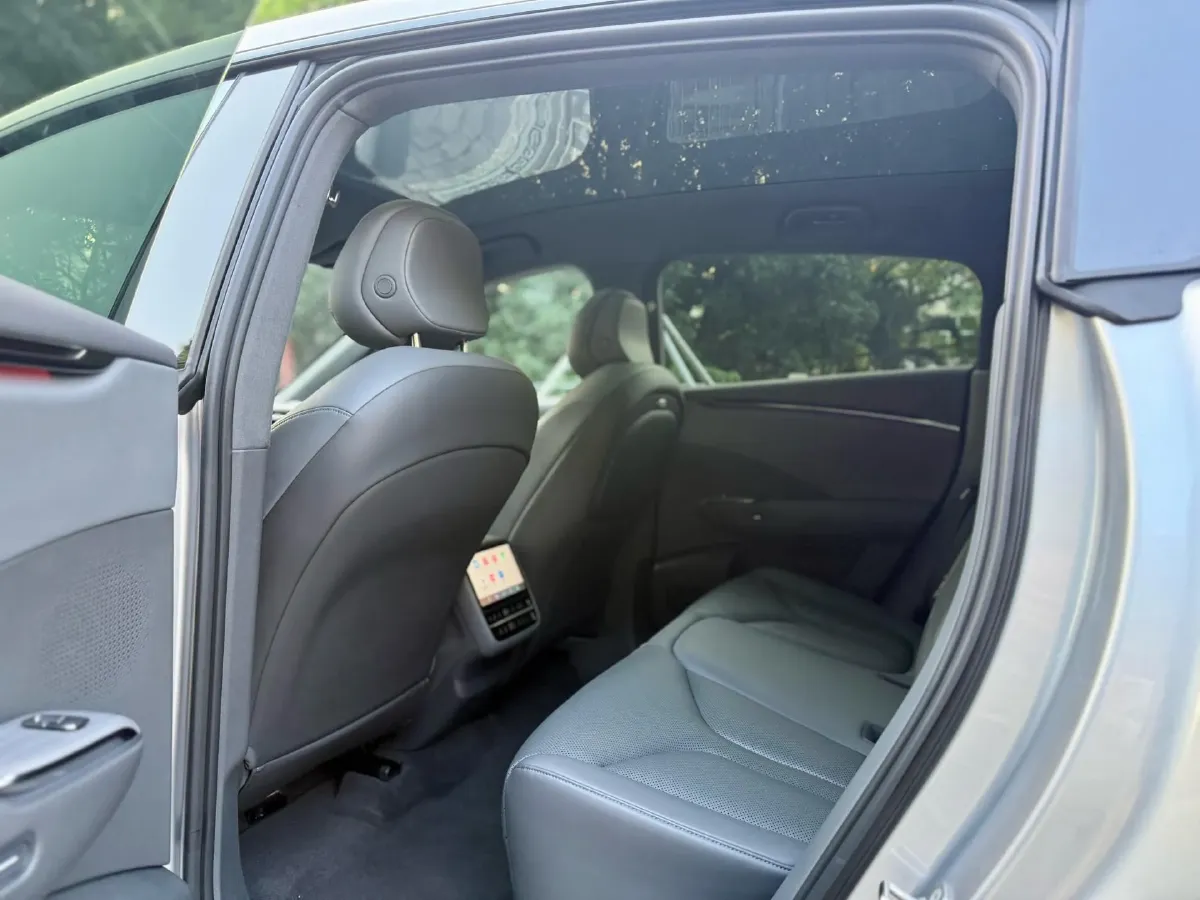 2025 Xpeng G7 BEV,autocango,china used car exporter,china ev exporter,chinese used car exporter,chinese used ev exporter