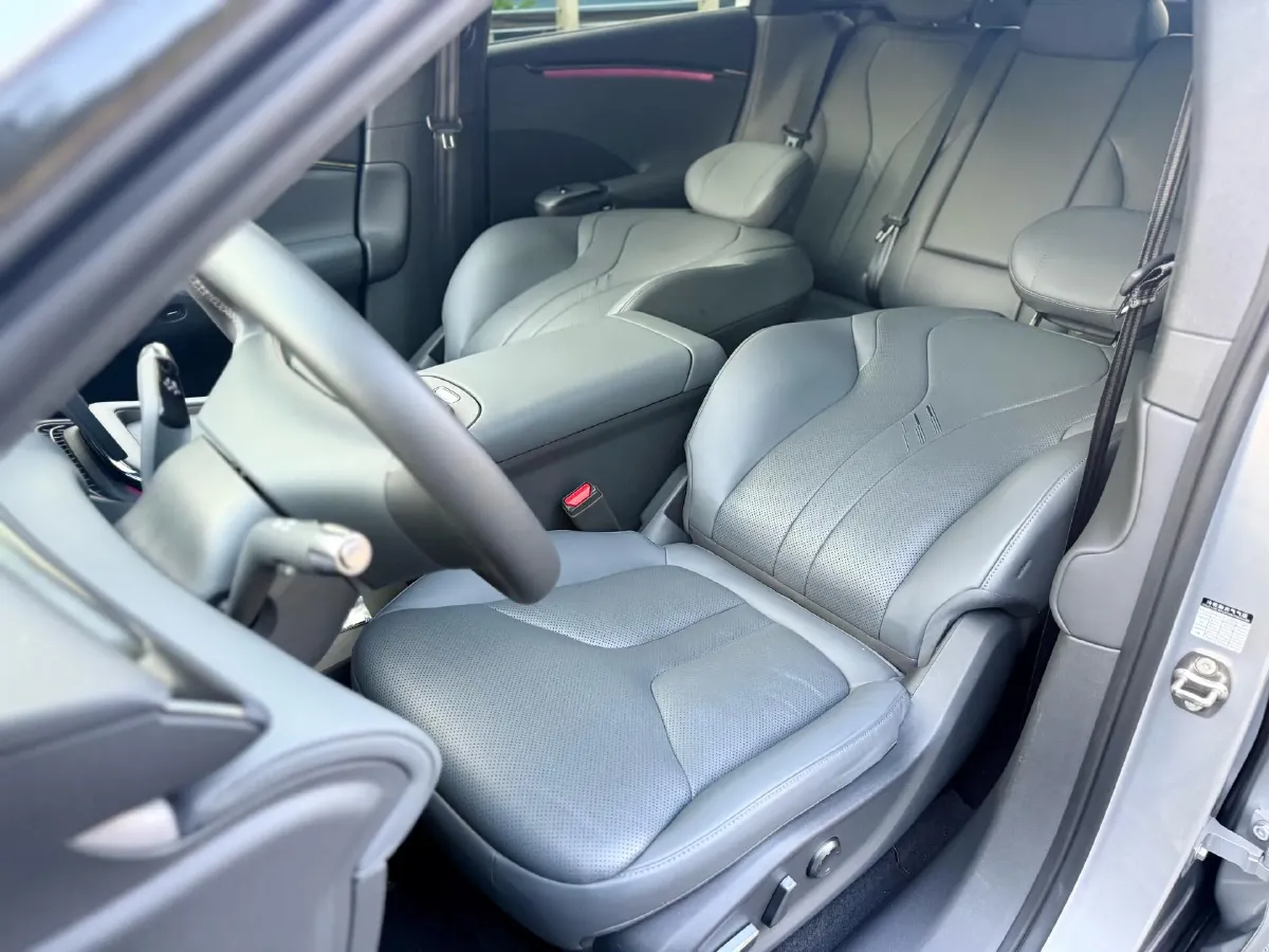 2025 Xpeng G7 BEV,autocango,china used car exporter,china ev exporter,chinese used car exporter,chinese used ev exporter