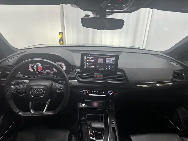 2021 Audi Q5L Sportback 2.0T 252HP L4 7DCT,autocango,china used car exporter,china ev exporter,chinese used car exporter,chinese used ev exporter