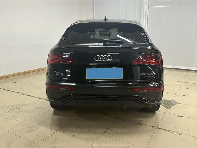 2021 Audi Q5L Sportback 2.0T 252HP L4 7DCT,autocango,china used car exporter,china ev exporter,chinese used car exporter,chinese used ev exporter