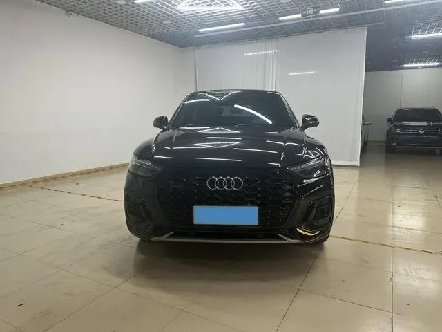 2021 Audi Q5L Sportback 2.0T 252HP L4 7DCT,autocango,china used car exporter,china ev exporter,chinese used car exporter,chinese used ev exporter