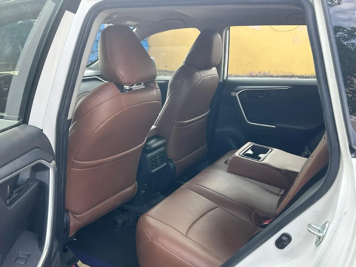 2023 Toyota Wildlander 2.0L 171HP L4 CVT,autocango,china used car exporter,china ev exporter,chinese used car exporter,chinese used ev exporter