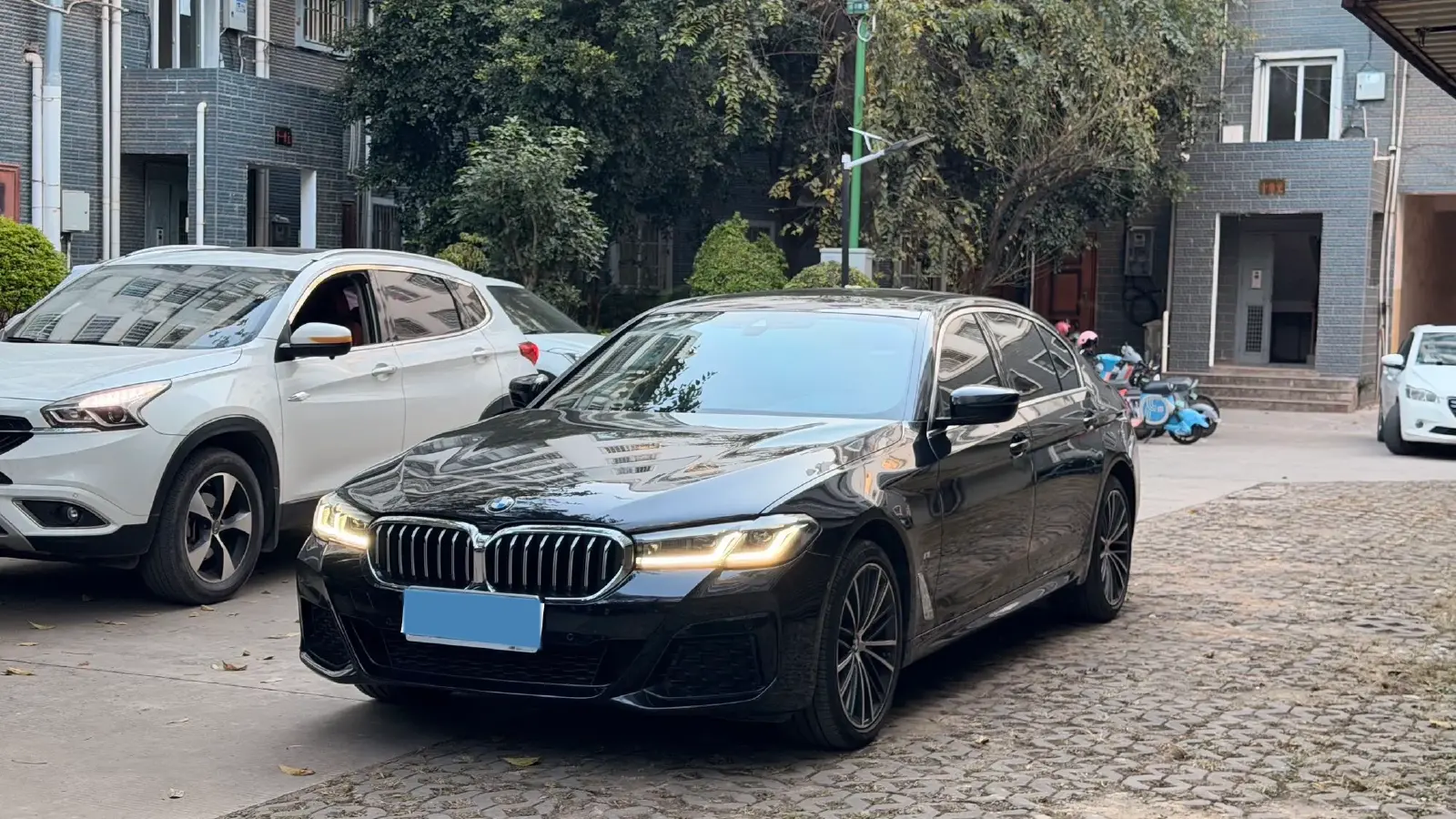 2023 BMW 5 Series 2.0T 245HP L4 8AT 2023 BMW 5 Series 2.0T 245HP L4 8AT