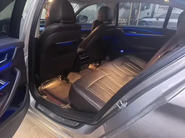 2020 BMW 5 Series 2.0T 184HP L4 8AT PHEV 17.7KWH,autocango,china used car exporter,china ev exporter,chinese used car exporter,chinese used ev exporter