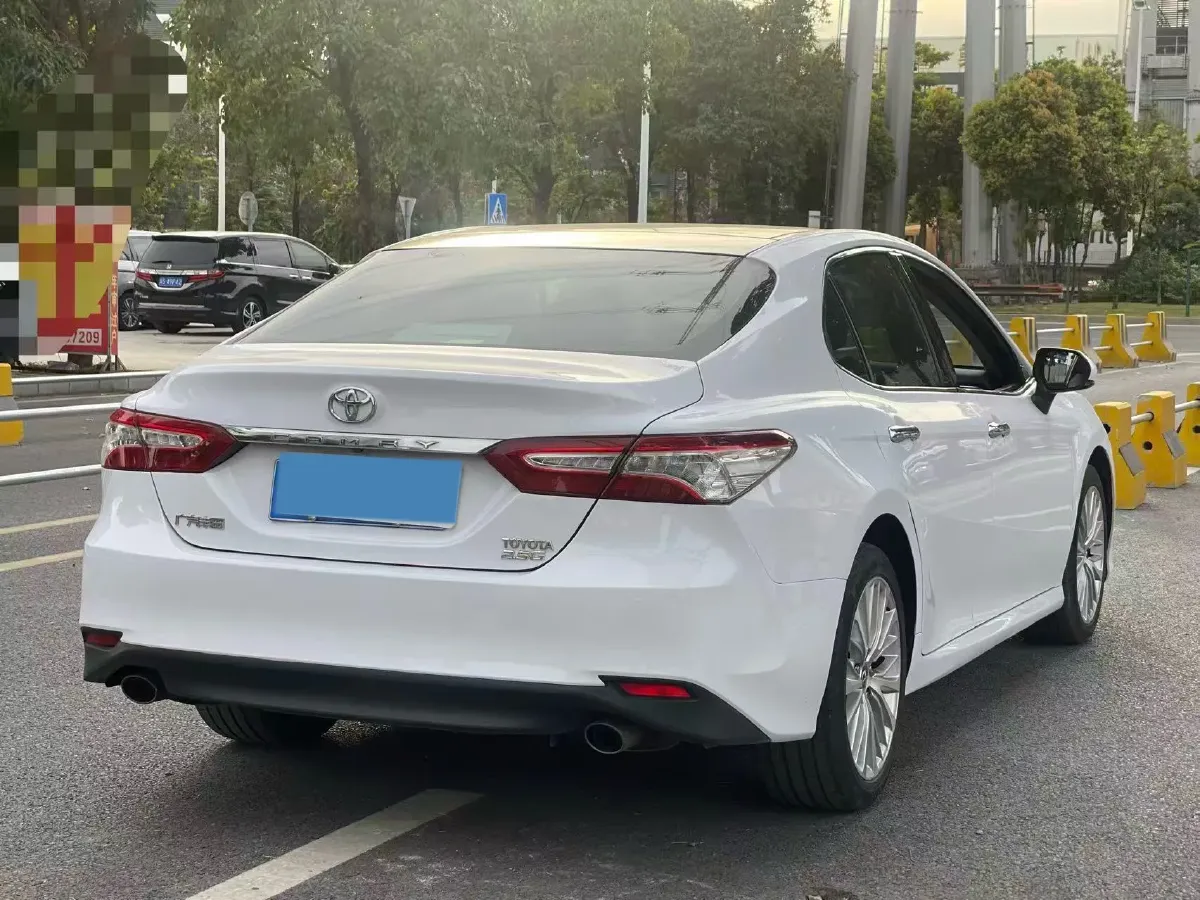 2018 Toyota Camry 2.5L 209HP L4 8AT,autocango,china used car exporter,china ev exporter,chinese used car exporter,chinese used ev exporter