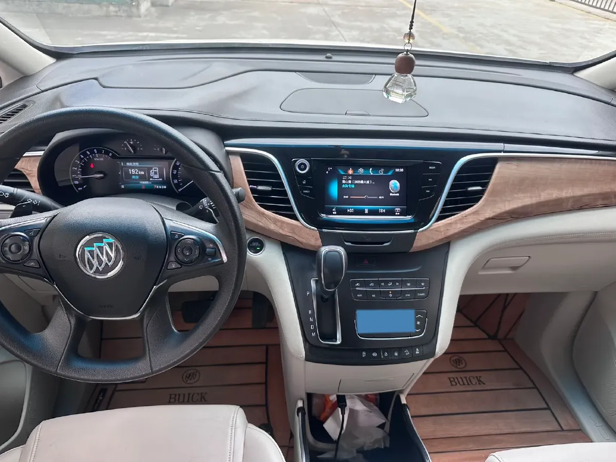 2018 Buick GL8 2.0T 260HP L4 6AT,autocango,china used car exporter,china ev exporter,chinese used car exporter,chinese used ev exporter