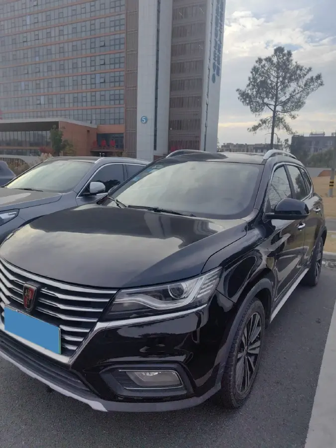2017 Roewe RX5 1.5T 169HP L4 2AT PHEV 12KWH 2017 Roewe RX5 1.5T 169HP L4 2AT PHEV 12KWH
