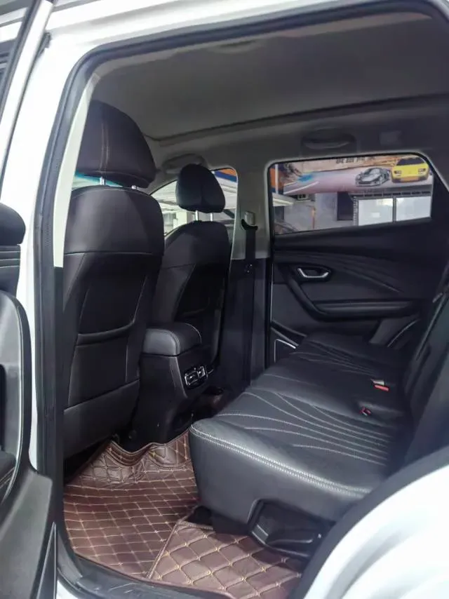 2021 SWM G05 2.0L 143HP L4 5MT,autocango,china used car exporter,china ev exporter,chinese used car exporter,chinese used ev exporter