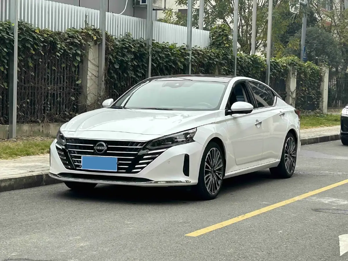 2022 Nissan Teana 2.0T 243HP L4 CVT