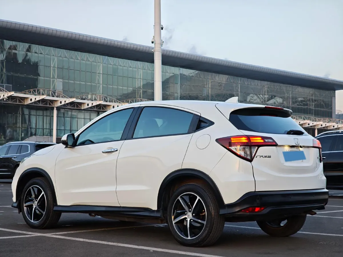 2020 Honda Vezel 1.5L 131HP L4 CVT,autocango,china used car exporter,china ev exporter,chinese used car exporter,chinese used ev exporter