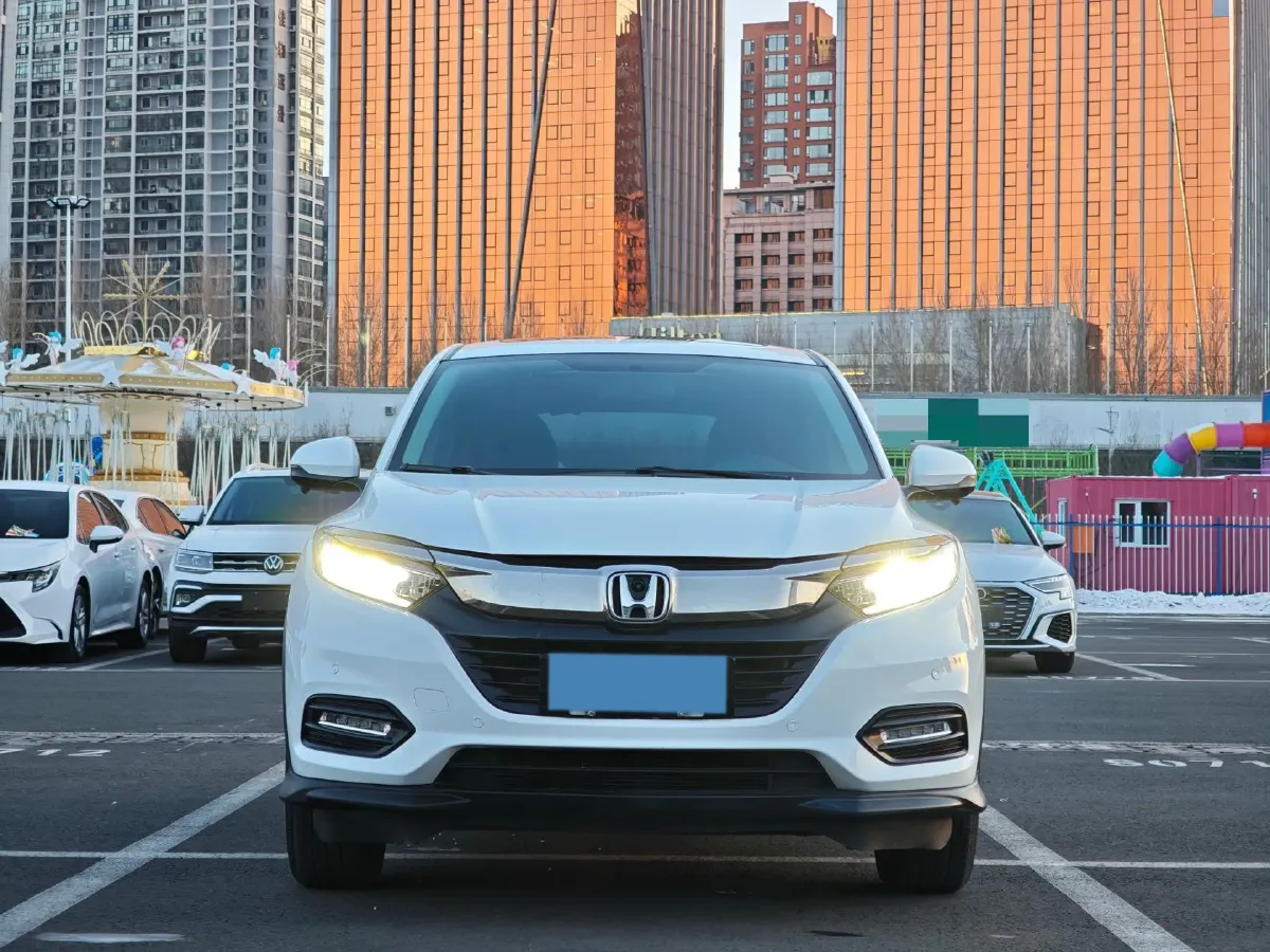 2020 Honda Vezel 1.5L 131HP L4 CVT,autocango,china used car exporter,china ev exporter,chinese used car exporter,chinese used ev exporter