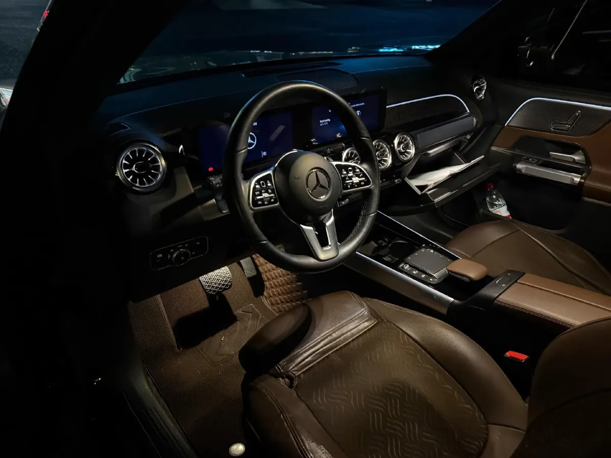 2022 Mercedes-Benz GLB Class 2.0T 190HP L4 8DCT,autocango,china used car exporter,china ev exporter,chinese used car exporter,chinese used ev exporter