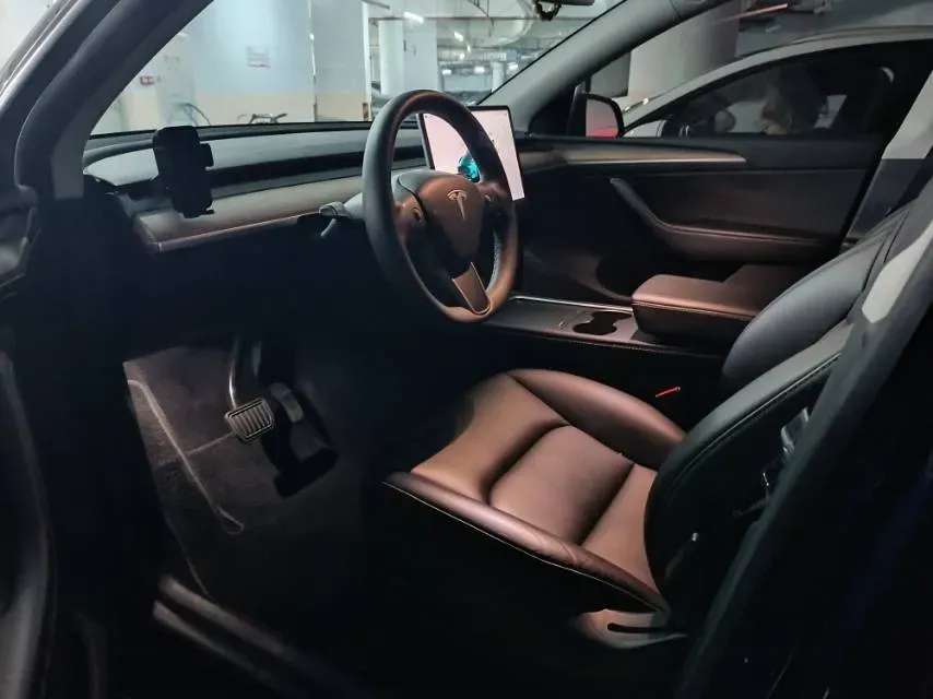 2022 Tesla Model Y BEV 60KWH,autocango,china used car exporter,china ev exporter,chinese used car exporter,chinese used ev exporter