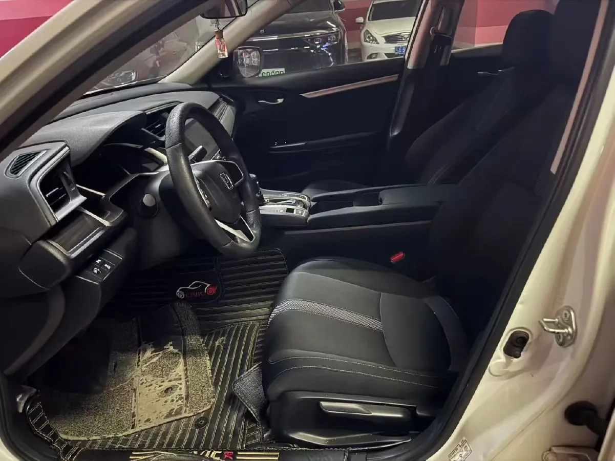 2019 Honda Civic 1.5T 177HP L4 CVT,autocango,china used car exporter,china ev exporter,chinese used car exporter,chinese used ev exporter