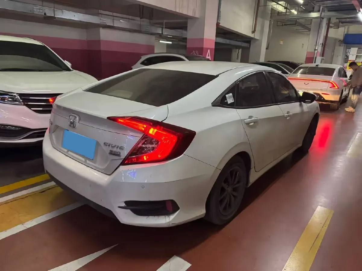 2019 Honda Civic 1.5T 177HP L4 CVT,autocango,china used car exporter,china ev exporter,chinese used car exporter,chinese used ev exporter