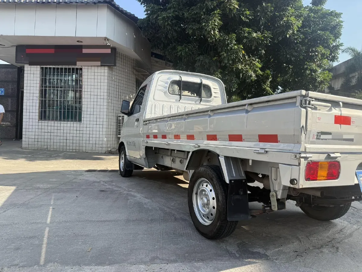 2022 NLM Motor QiTeng M70 1.5L 116HP L4 5MT,autocango,china used car exporter,china ev exporter,chinese used car exporter,chinese used ev exporter