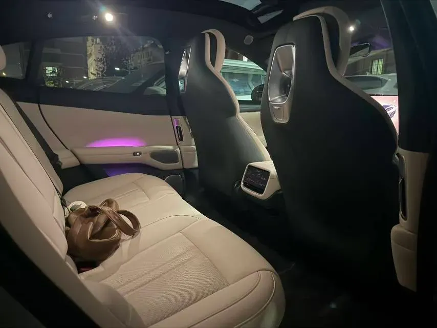 2025 MI YU7 BEV 96.3KWH,autocango,china used car exporter,china ev exporter,chinese used car exporter,chinese used ev exporter