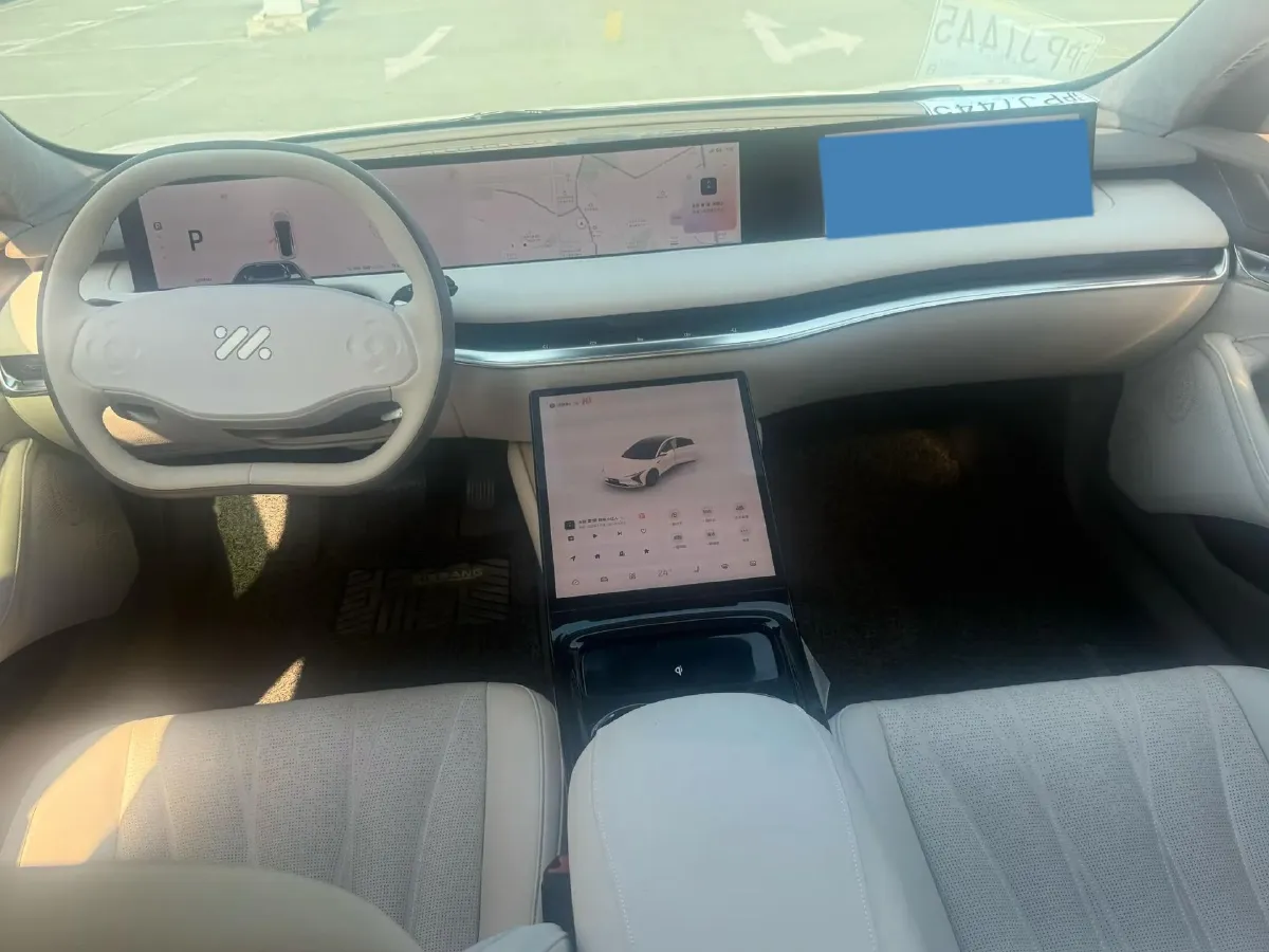 2022 IM L7 BEV 90KWH,autocango,china used car exporter,china ev exporter,chinese used car exporter,chinese used ev exporter