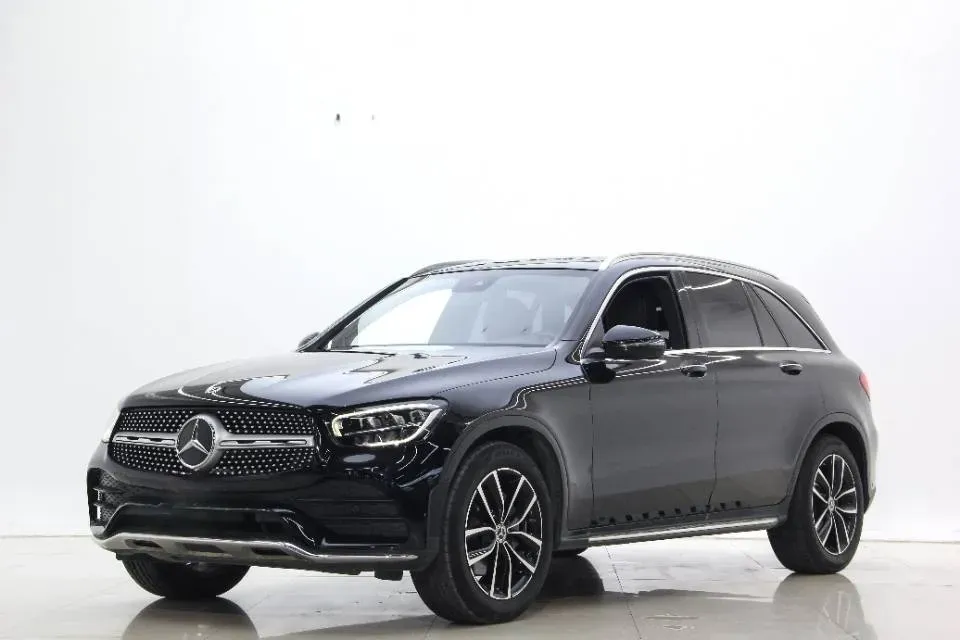 2021 Mercedes-Benz GLC Class 2.0T 258HP L4 9AT,autocango,china used car exporter,china ev exporter,chinese used car exporter,chinese used ev exporter