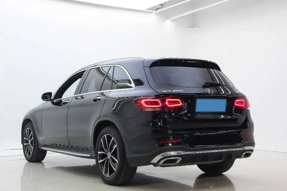 2021 Mercedes-Benz GLC Class 2.0T 258HP L4 9AT,autocango,china used car exporter,china ev exporter,chinese used car exporter,chinese used ev exporter