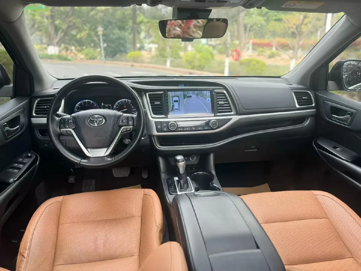 2019 HanTeng V7 1.5T 156HP L4 6AT,autocango,china used car exporter,china ev exporter,chinese used car exporter,chinese used ev exporter