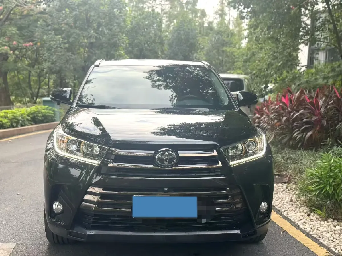2019 HanTeng V7 1.5T 156HP L4 6AT,autocango,china used car exporter,china ev exporter,chinese used car exporter,chinese used ev exporter
