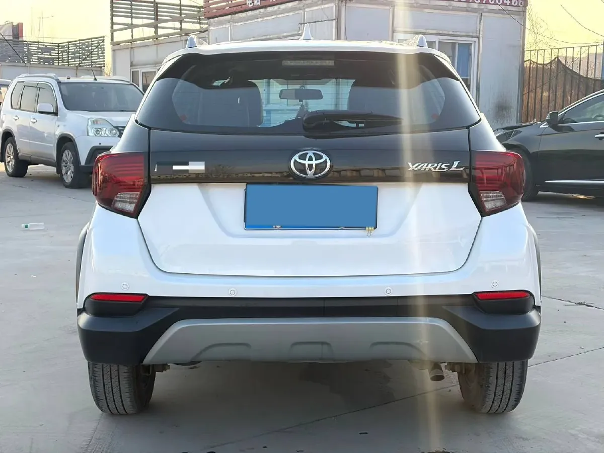 2022 Toyota Yaris L 1.5L 112HP L4 CVT,autocango,china used car exporter,china ev exporter,chinese used car exporter,chinese used ev exporter