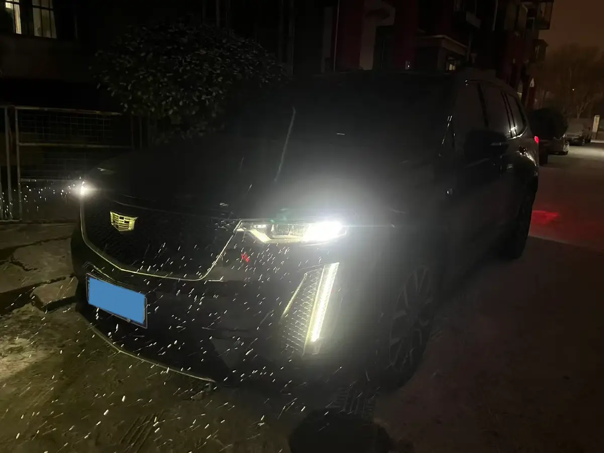 2022 Cadillac XT6 2.0T 237HP L4 9AT