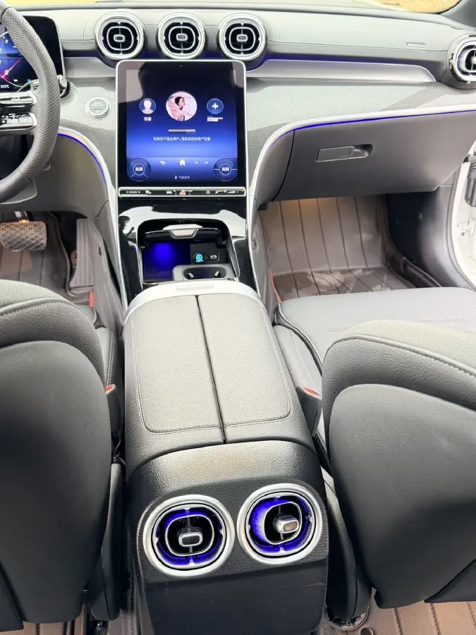 2025 Mercedes-Benz C Class 1.5T 204HP L4 9AT,autocango,china used car exporter,china ev exporter,chinese used car exporter,chinese used ev exporter