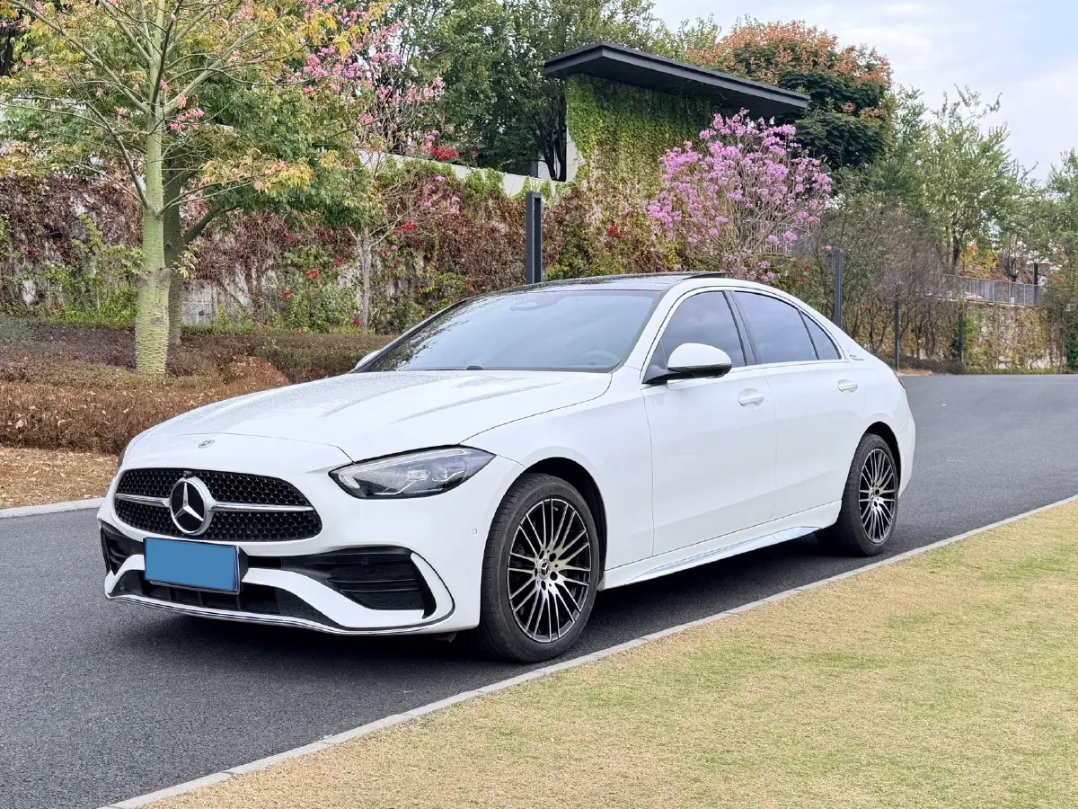 2025 Mercedes-Benz C Class 1.5T 204HP L4 9AT,autocango,china used car exporter,china ev exporter,chinese used car exporter,chinese used ev exporter