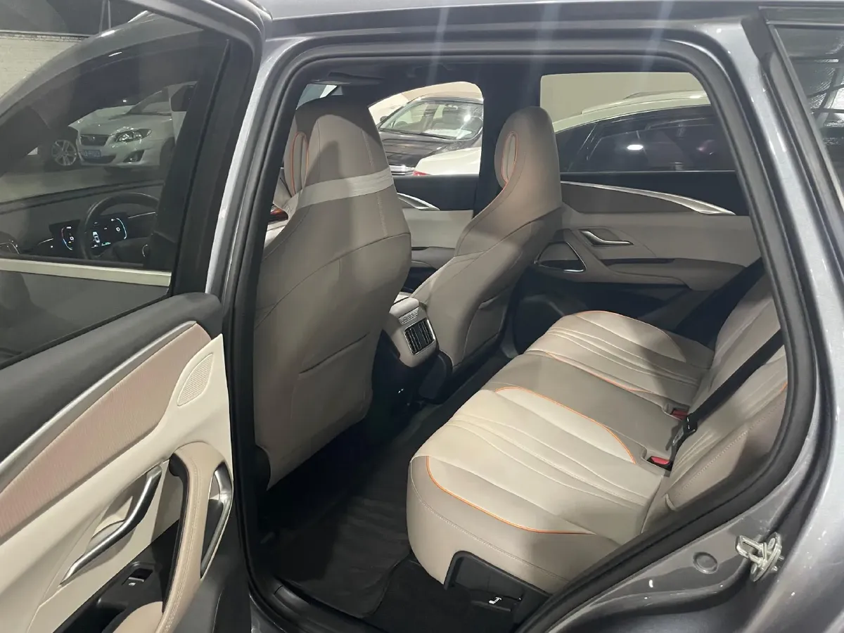 2024 BYD Song Pro 1.5L 110HP L4 E-CVT PHEV 12.9KWH,autocango,china used car exporter,china ev exporter,chinese used car exporter,chinese used ev exporter