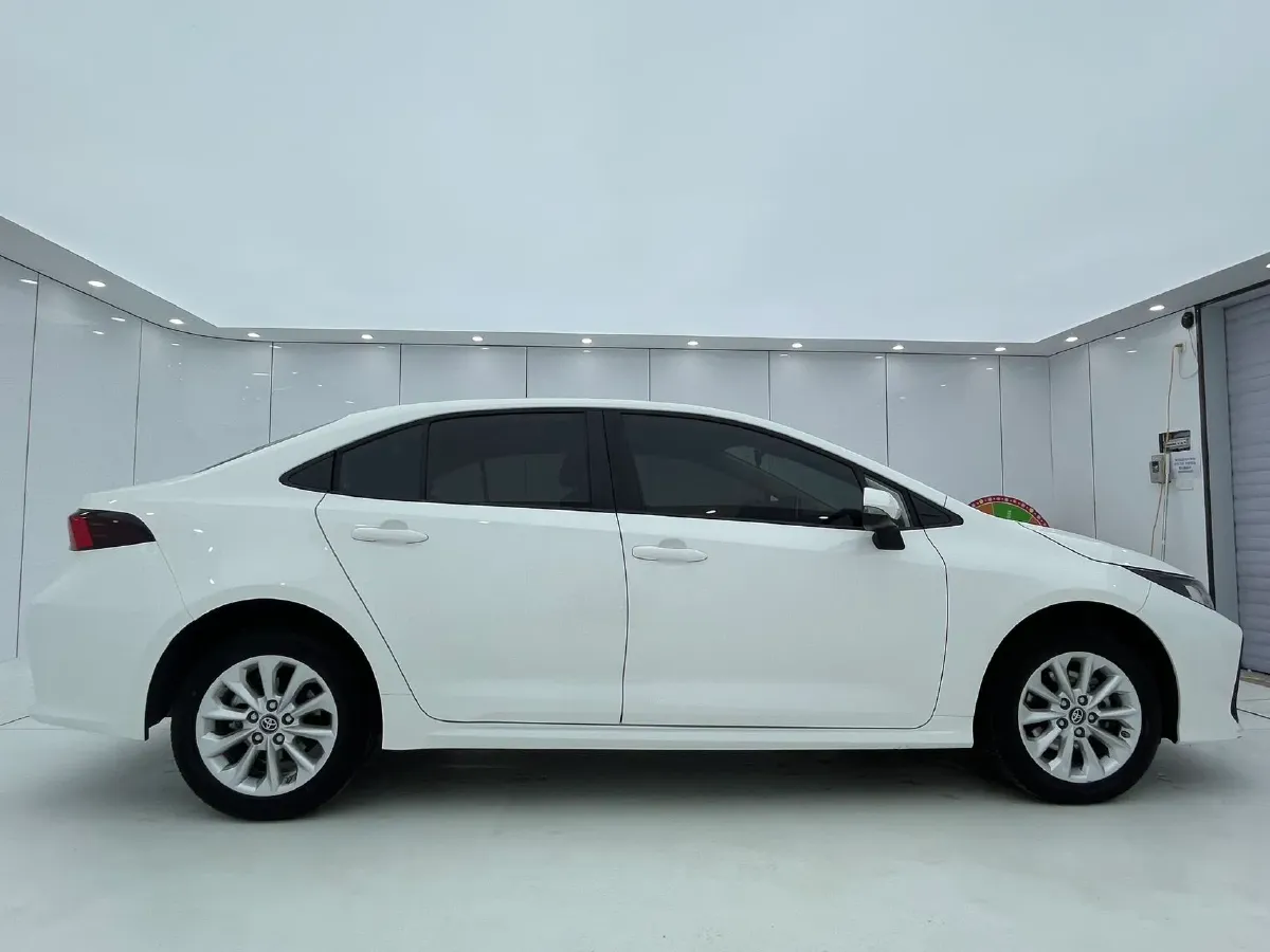 2021 Toyota Corolla 1.2T 116HP L4 CVT,autocango,china used car exporter,china ev exporter,chinese used car exporter,chinese used ev exporter