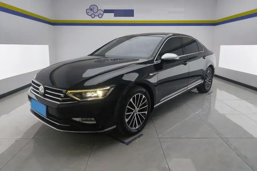 2020 Volkswagen Magotan 2.0T 220HP L4 7DCT