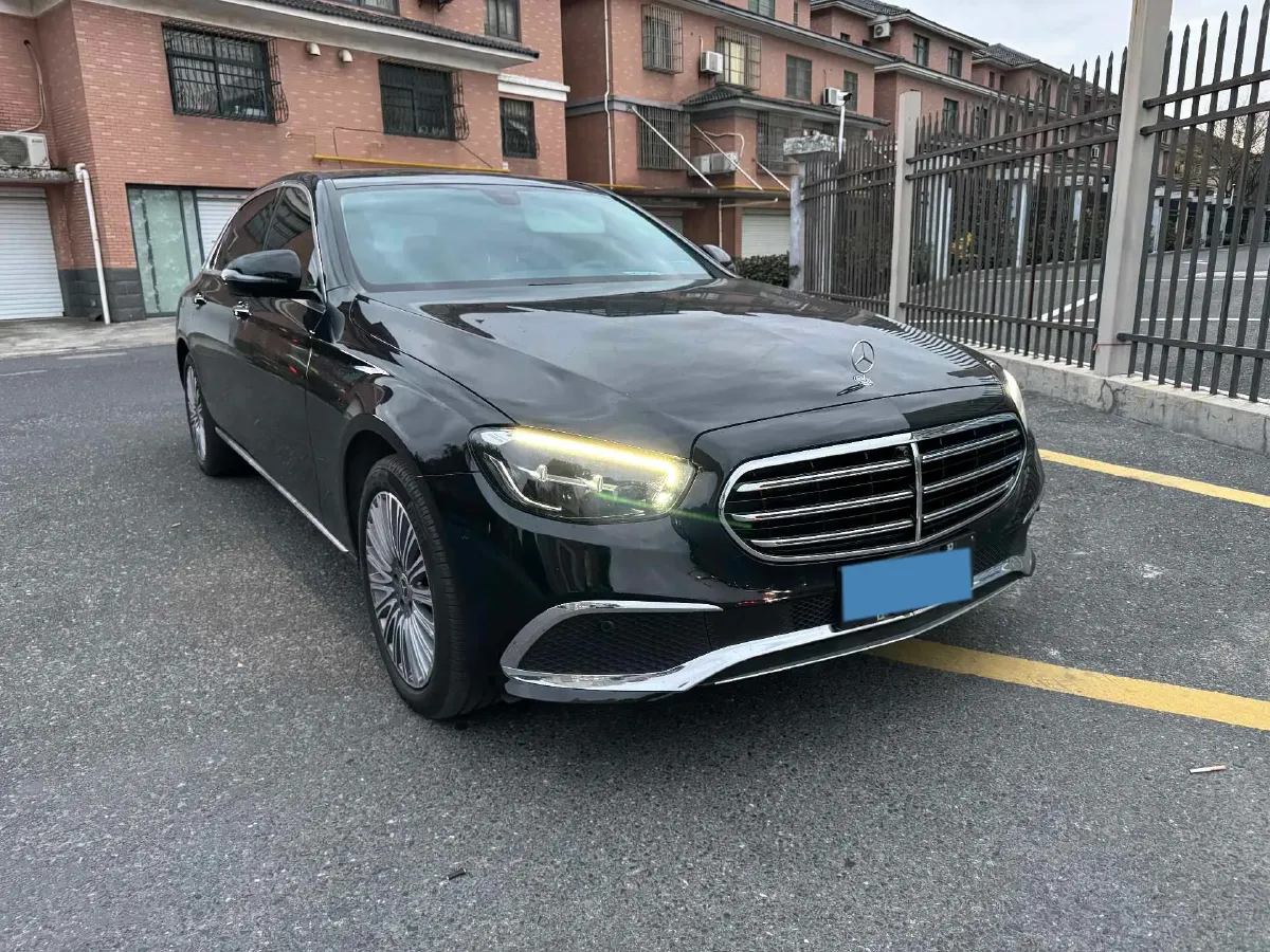 2022 Mercedes-Benz GLC Class 2.0T 258HP L4 9AT,autocango,china used car exporter,china ev exporter,chinese used car exporter,chinese used ev exporter