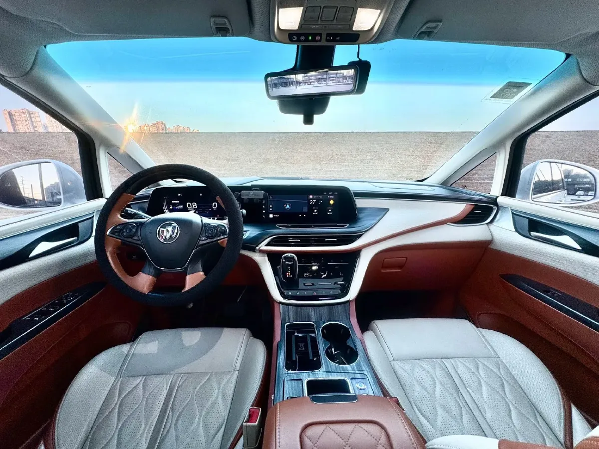 2022 Buick GL8 2.0T 237HP L4 9AT,autocango,china used car exporter,china ev exporter,chinese used car exporter,chinese used ev exporter