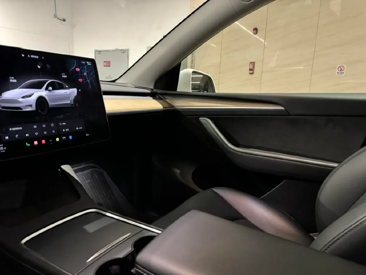 2022 Tesla Model Y BEV 60KWH,autocango,china used car exporter,china ev exporter,chinese used car exporter,chinese used ev exporter