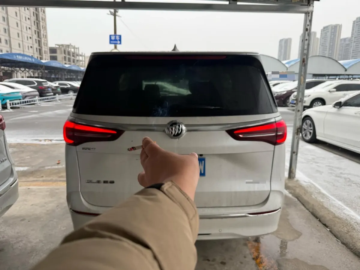 2022 Buick GL8 2.0T 237HP L4 9AT,autocango,china used car exporter,china ev exporter,chinese used car exporter,chinese used ev exporter